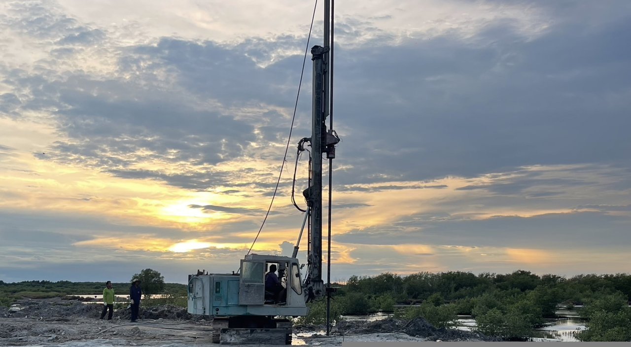 Jet grouting rig